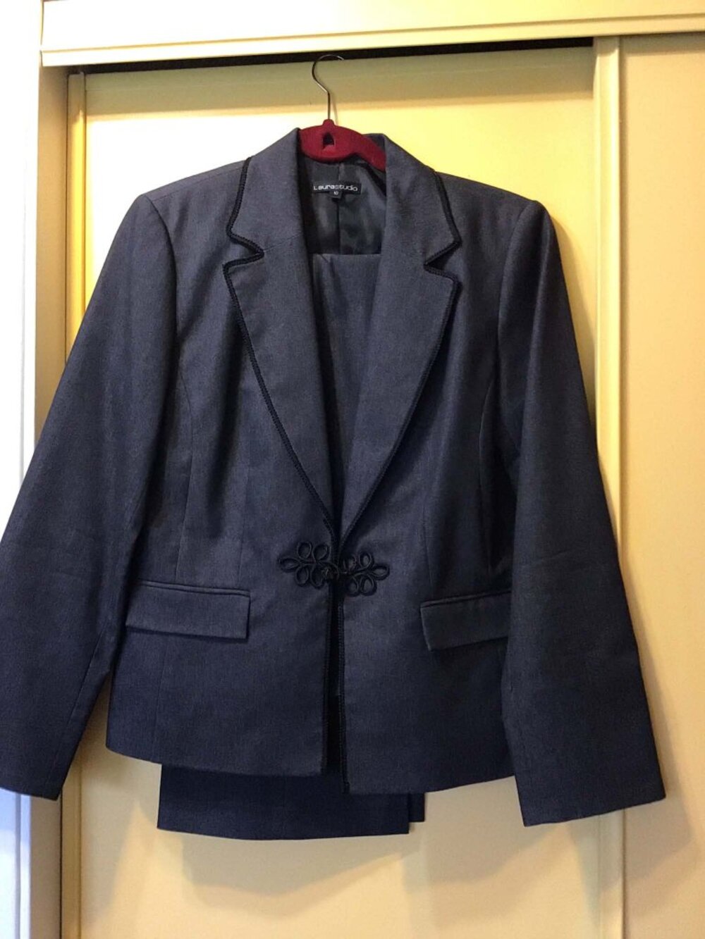 Black denim-look pant suit; lined jacket; smoke-free home; cotton/polyester/span